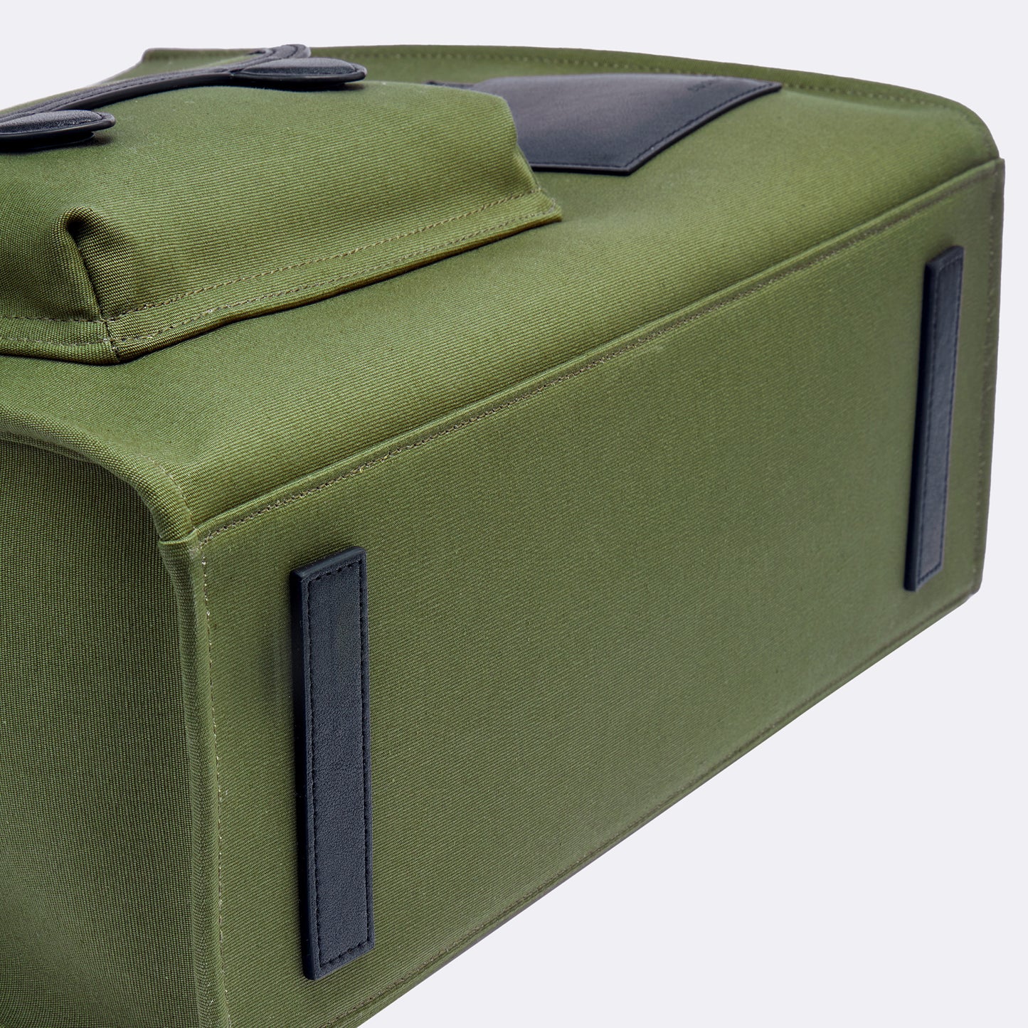 Gabriel Large Canvas Tote - Military green